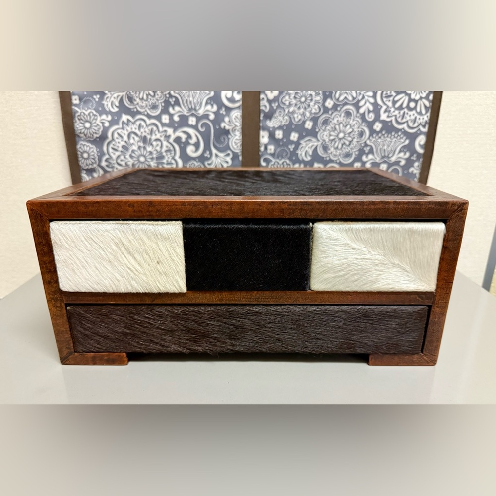 House of MERCIER Leather Box Fur Details Luxury Chest of Drawers Jewelry Box